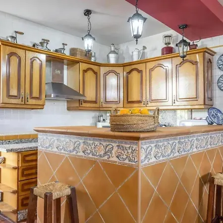 Spacious With Mountain View In Archidona, Private Pool * Archidona