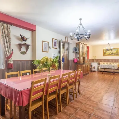 Spacious With Mountain View In Archidona, Private Pool