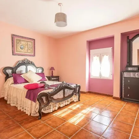 Spacious With Mountain View In Archidona, Private Pool Villa