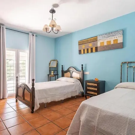 Villa Spacious With Mountain View In Archidona, Private Pool