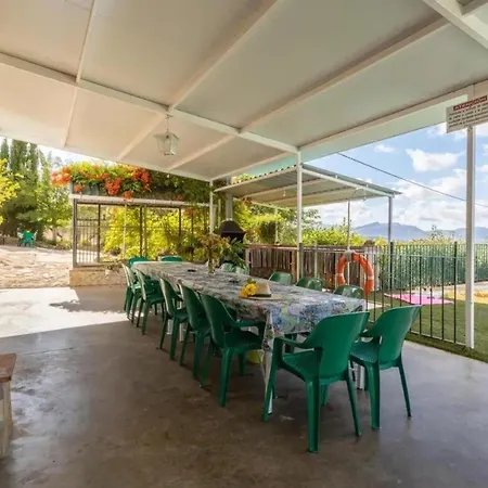 Spacious With Mountain View In Archidona, Private Pool Villa